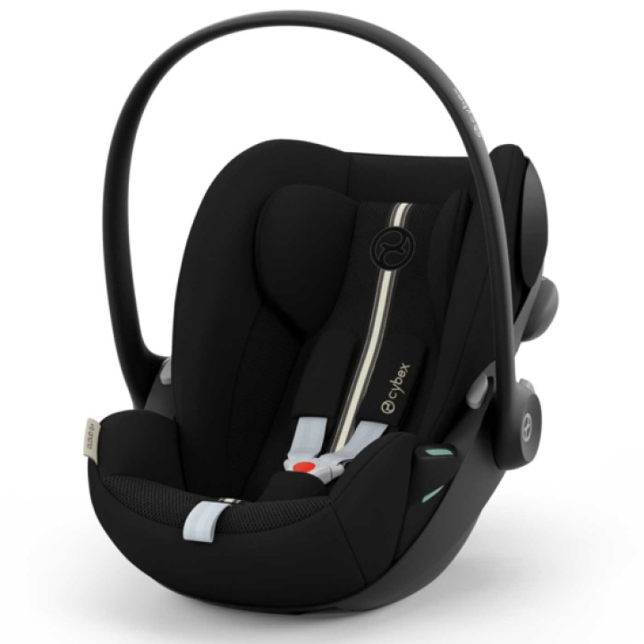 Cybex Cloud G i-Size Plus Moon Black i gruppen Bilstoler / Varemerke / Cybex Bilstoler hos Köpbarnvagn (CYBE524001378)